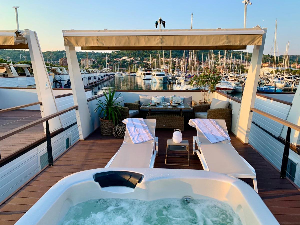 Sirena Floating House Portoroz Villa Buitenkant foto